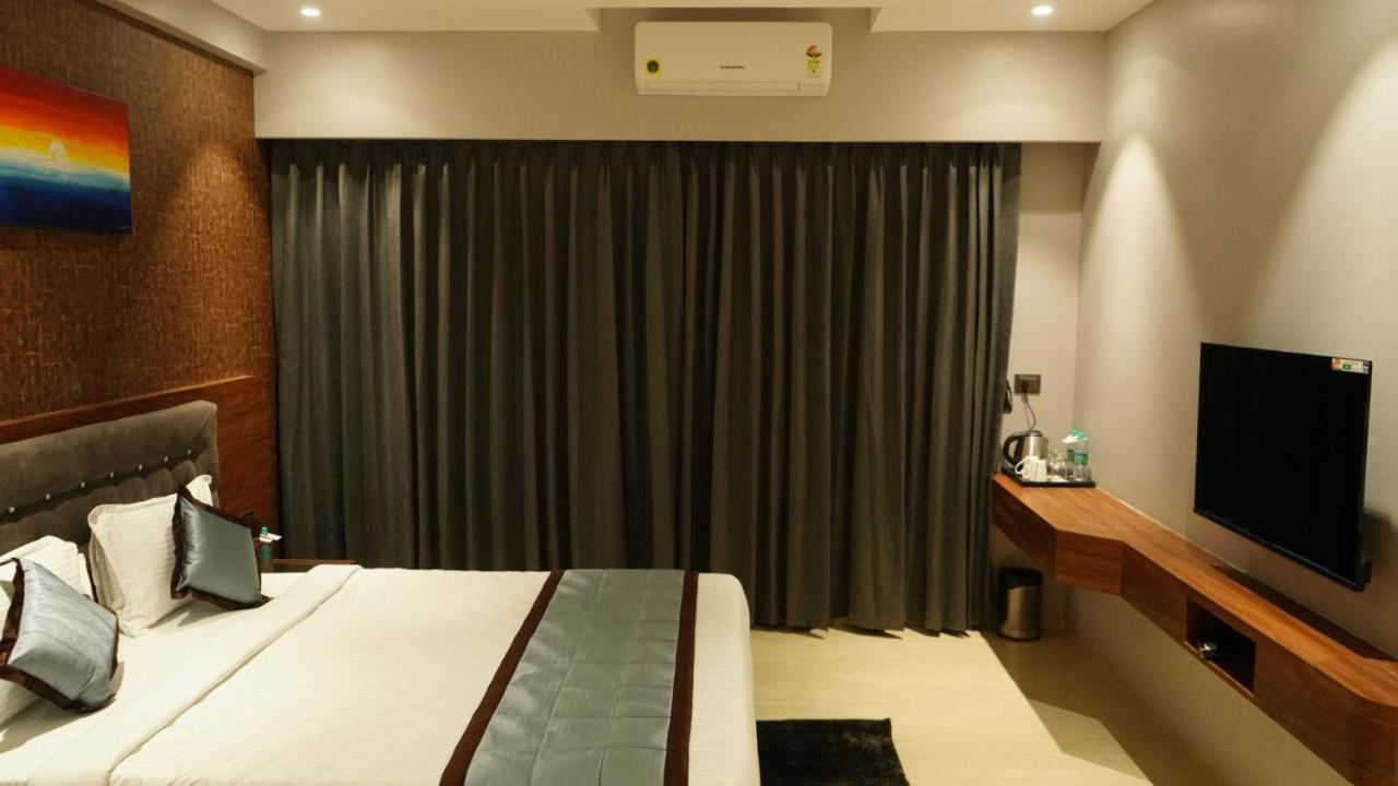 Alaukik Hotel Best Hotel In Shirdi Exterior foto
