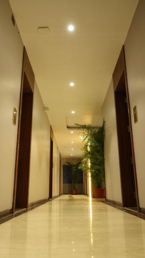 Alaukik Hotel Best Hotel In Shirdi Exterior foto