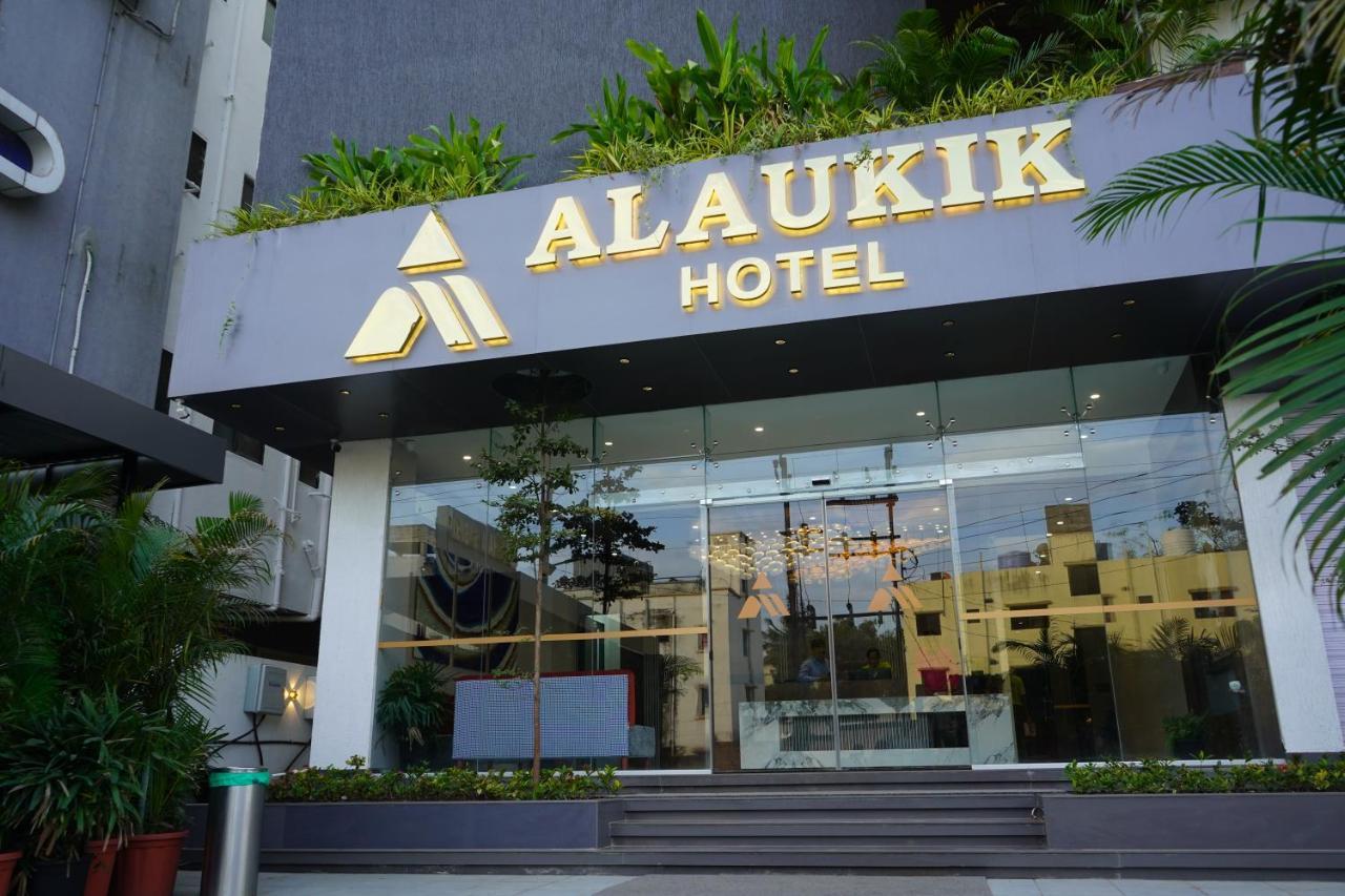 Alaukik Hotel Best Hotel In Shirdi Exterior foto